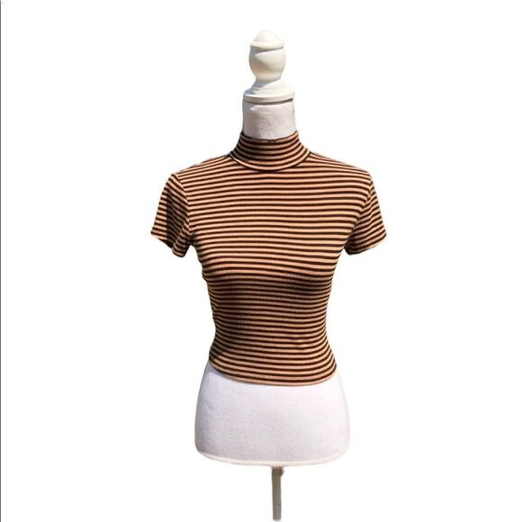 GARAGE Striped High Neck Short Sleeve Tee SZ S - Picture 1 of 6